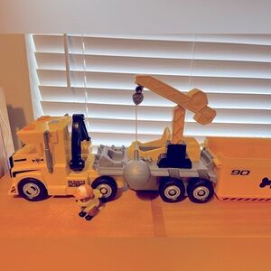 Paw Patrol Rubble Transforming Truck & Figure